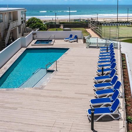 Breakers North Absolute Beachfront Apartments - Official Gold Coast Bagian luar foto