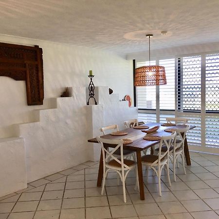 Breakers North Absolute Beachfront Apartments - Official Gold Coast Bagian luar foto