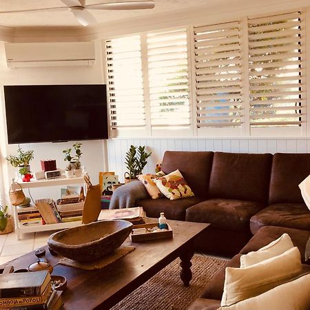Breakers North Absolute Beachfront Apartments - Official Gold Coast Bagian luar foto