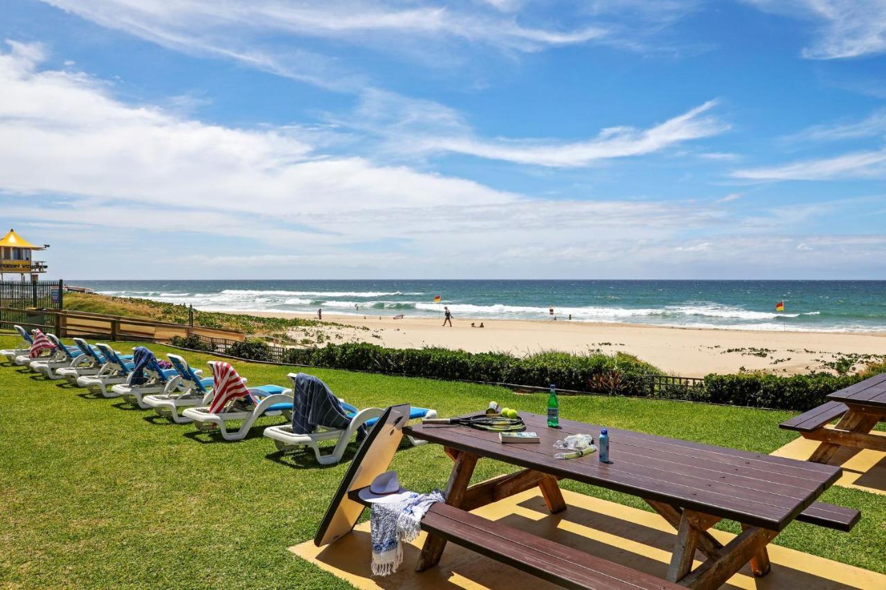 Breakers North Absolute Beachfront Apartments - Official Gold Coast Bagian luar foto