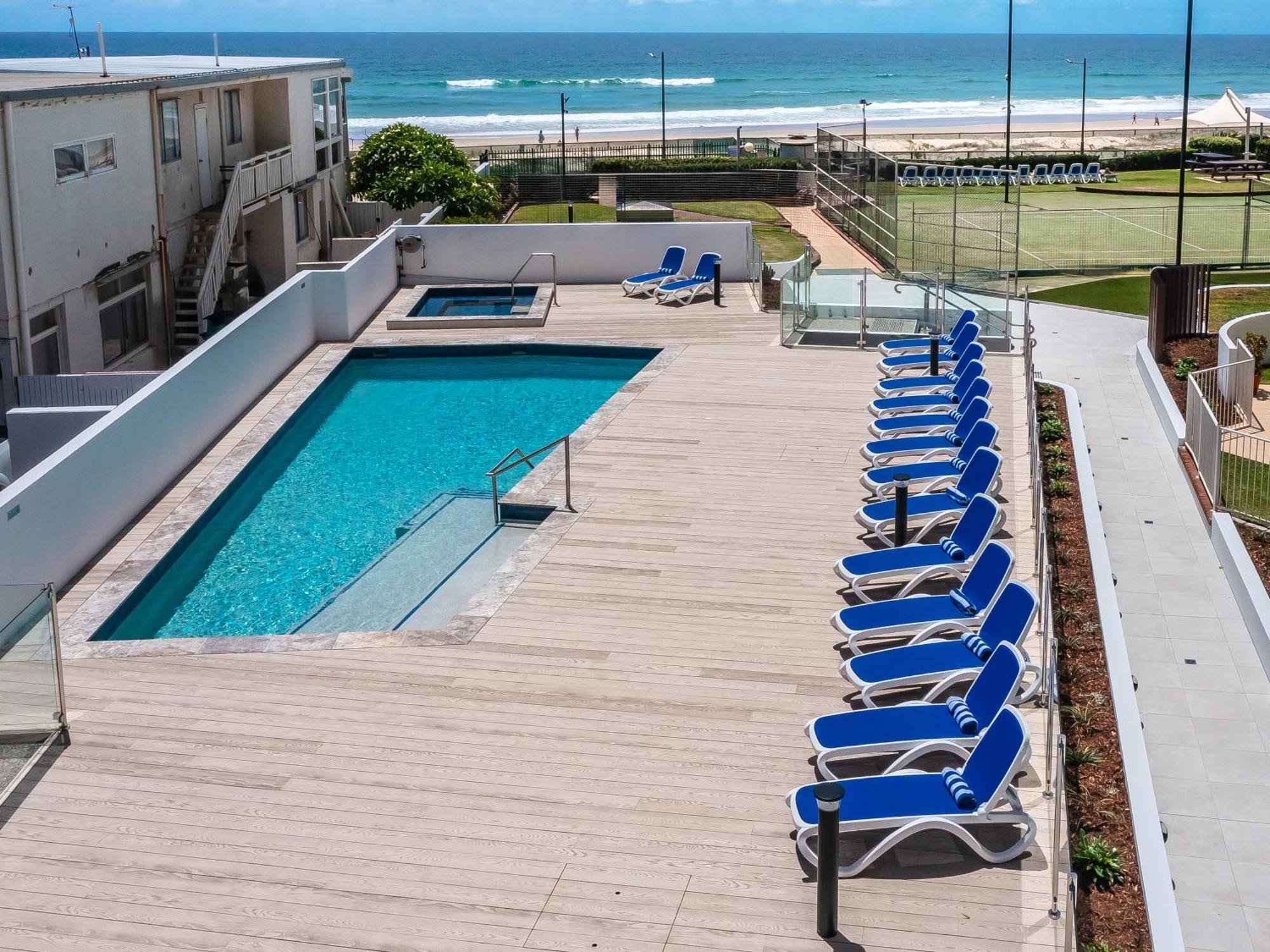 Breakers North Absolute Beachfront Apartments - Official Gold Coast Bagian luar foto