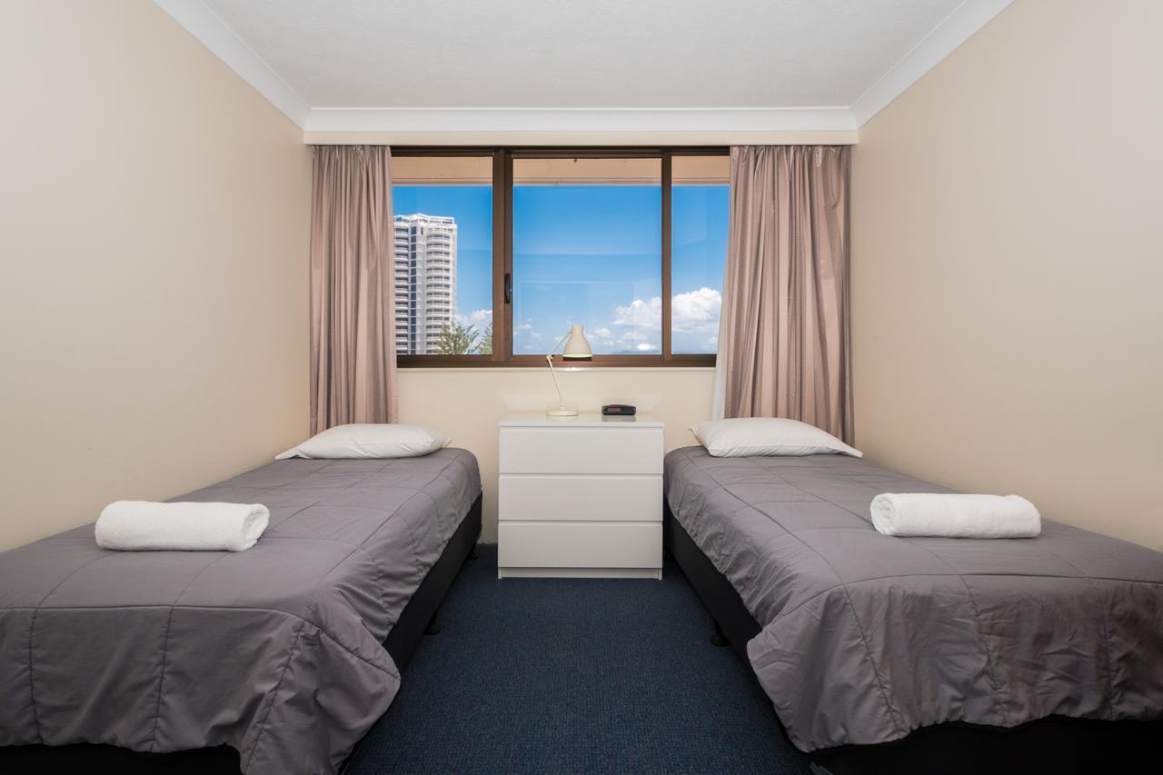 Breakers North Absolute Beachfront Apartments - Official Gold Coast Bagian luar foto